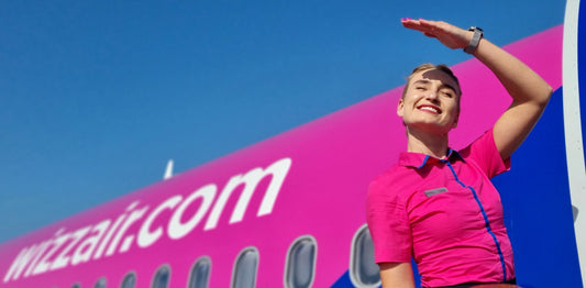 Povestea Mihaelei, stewardesă WIZZ Air: Primul interviu, primul succes