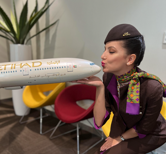 Un vis împlinit: Amelia și reușita ei ca stewardesă Eithad Airways