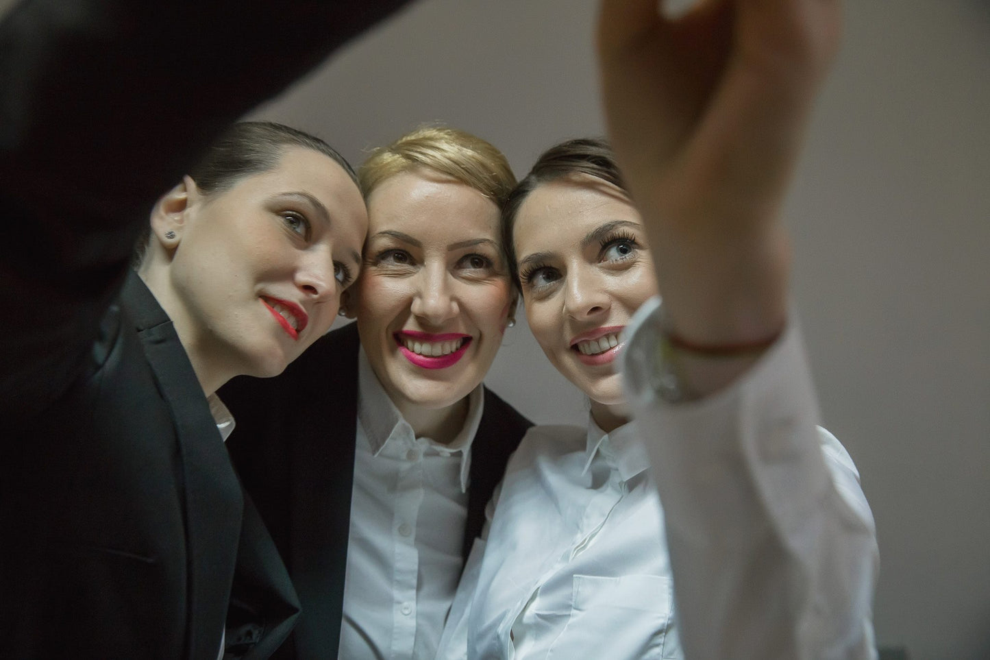 Pachet complet cursuri: Curs engleză pentru aviație + Curs însoțitori de bord