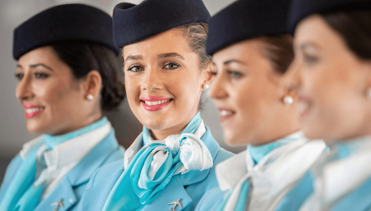 Ce calitatăți trebuie să ai ca să lucrezi ca stewardesă?